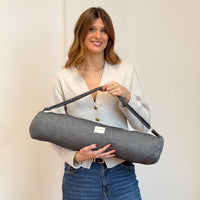 Model with the DE LA MUR Geometric Jacquard Yoga Mat Bag – Navy & Cream (Sinay)