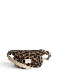 DE LA MUR Pardo sherpa fanny pack in beige and gray animal print, front view with strap