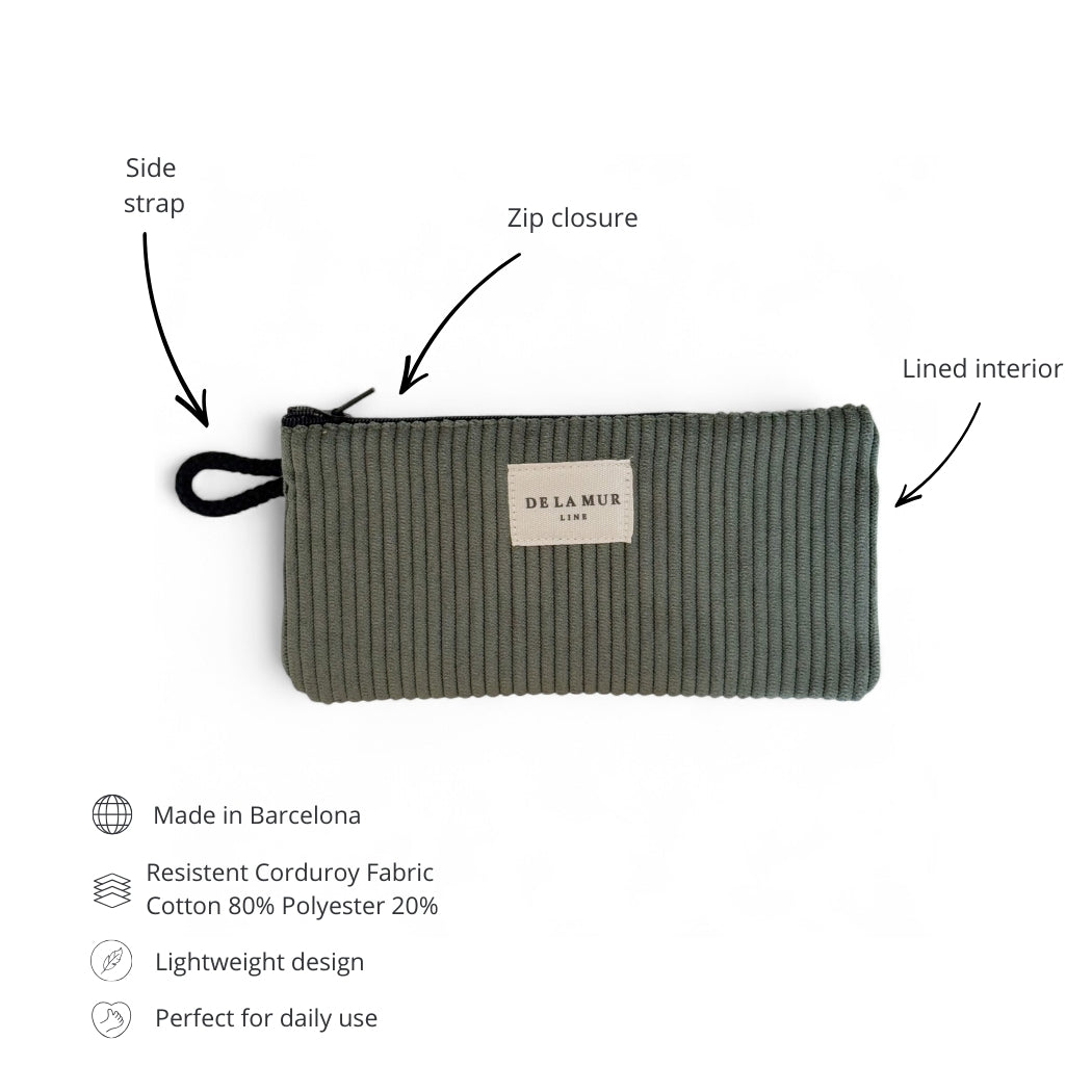 DE LA MUR green corduroy eyewear case features: zip closure, lined interior