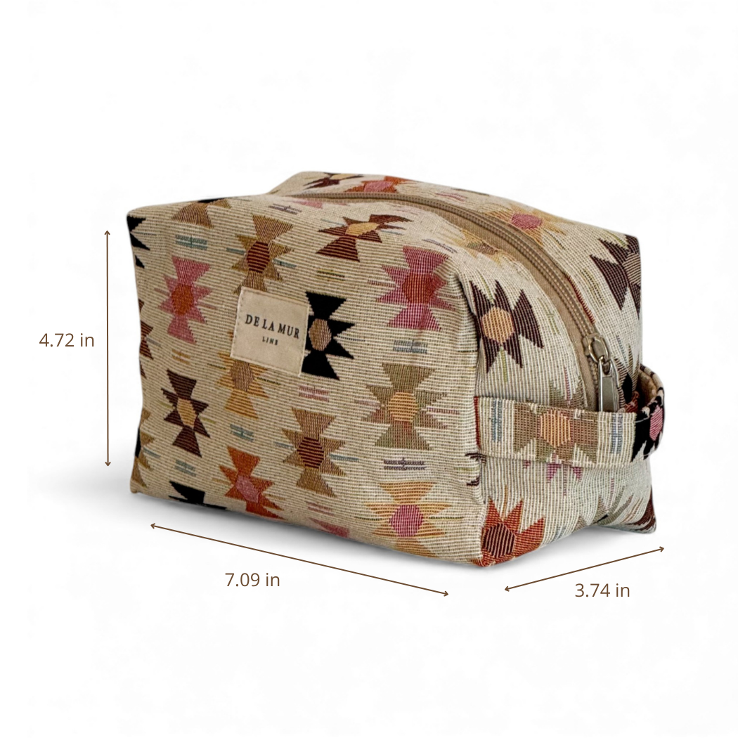 DE LA MUR Royal makeup bag dimensions diagram in inches
