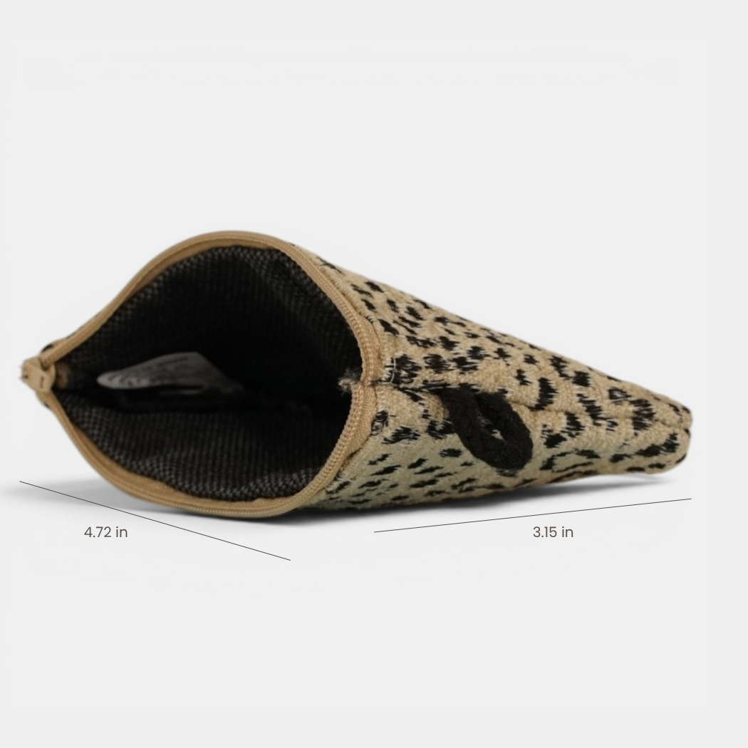 Open DE LA MUR Koto leopard jacquard coin purse showing interior and 4.72x3.15 in dimensions