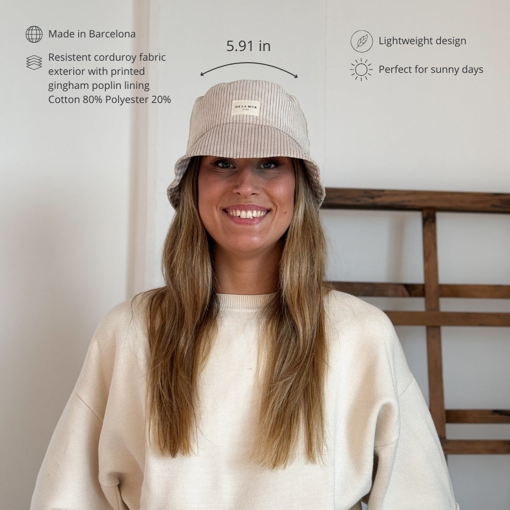 DE LA MUR beige corduroy bucket hat features and 5.91 in size infographic