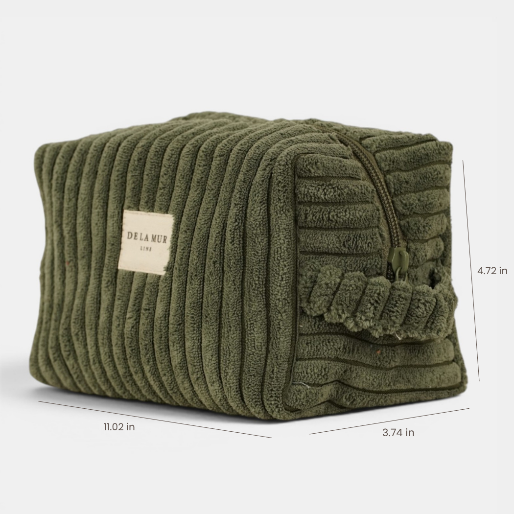 DE LA MUR olive green corduroy makeup bag, side view with 11.02x4.72x3.74 in dimensions