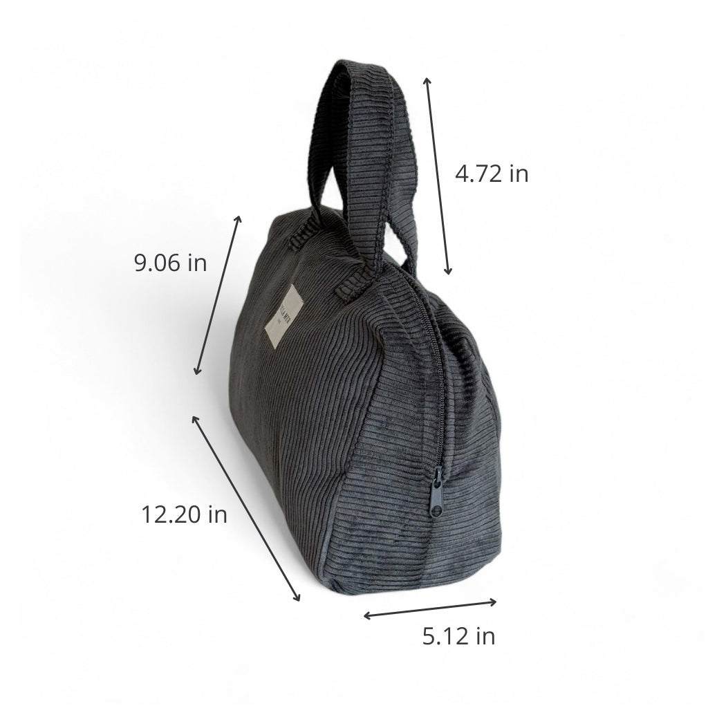 DE LA MUR Boni gray corduroy XL makeup bag, side view with dimensions labeled