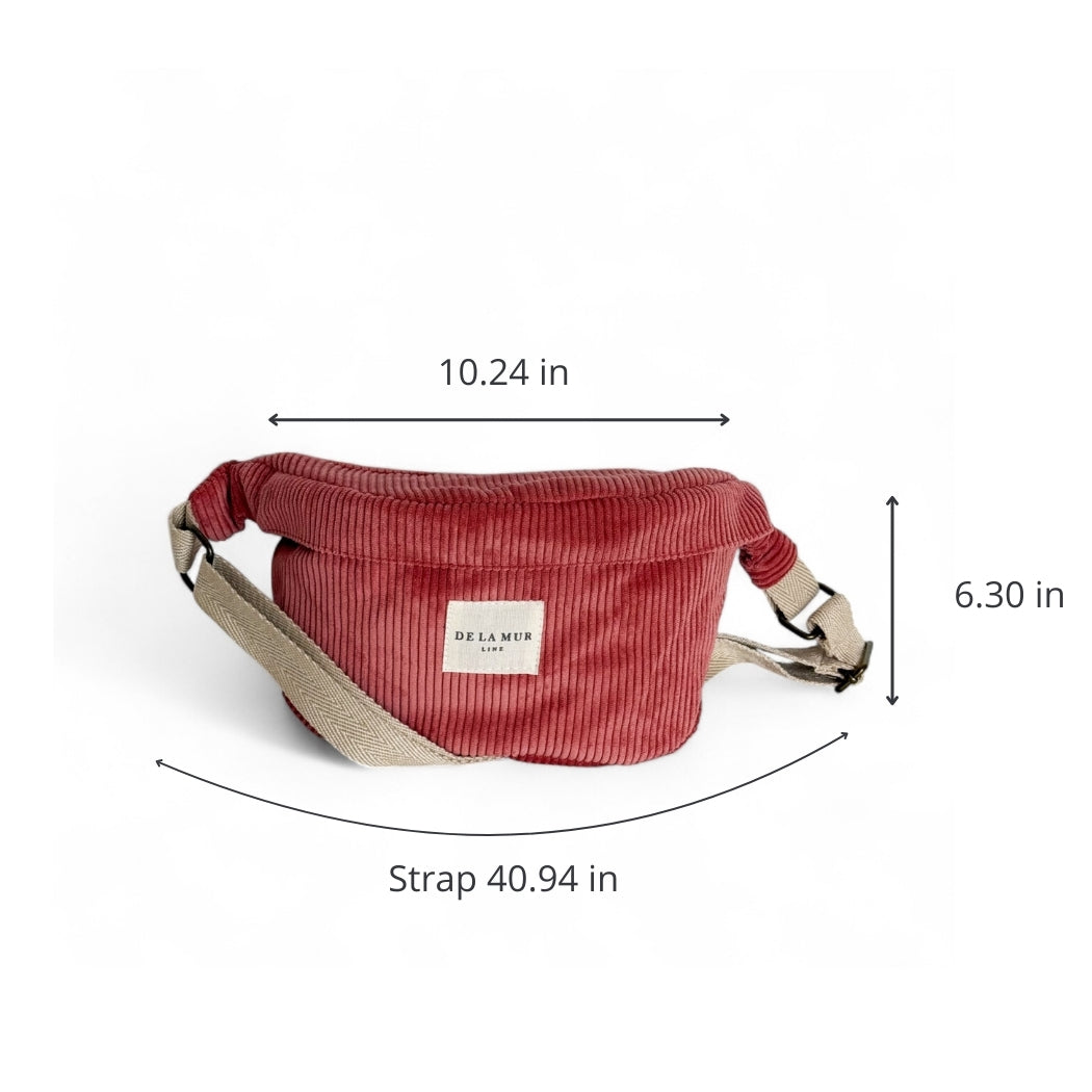 DE LA MUR Coral corduroy fanny pack dimensions and strap length diagram in inches