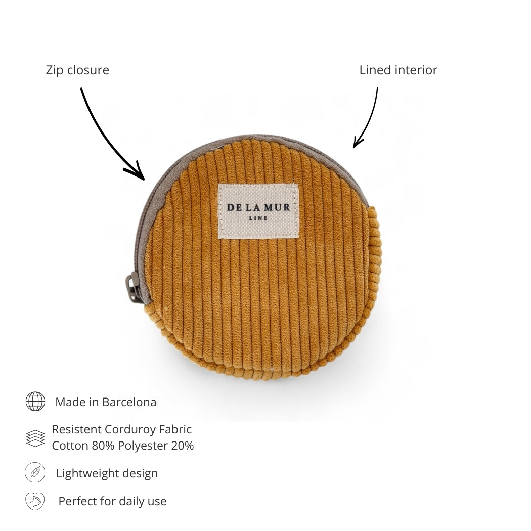 DE LA MUR Taz corduroy coin purse features: zip closure and lined interior