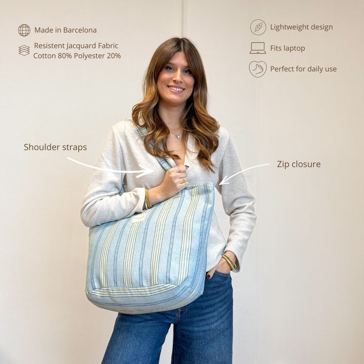 Large Zippered Bag Cata