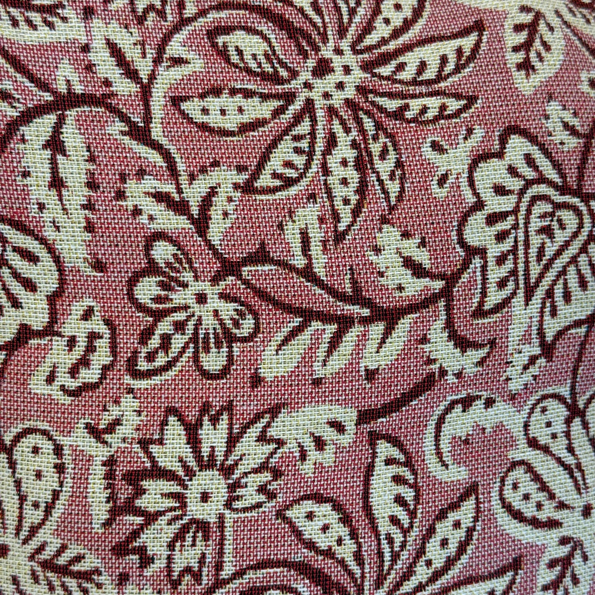 Close-up of the pink and off-white floral jacquard fabric, DE LA MUR