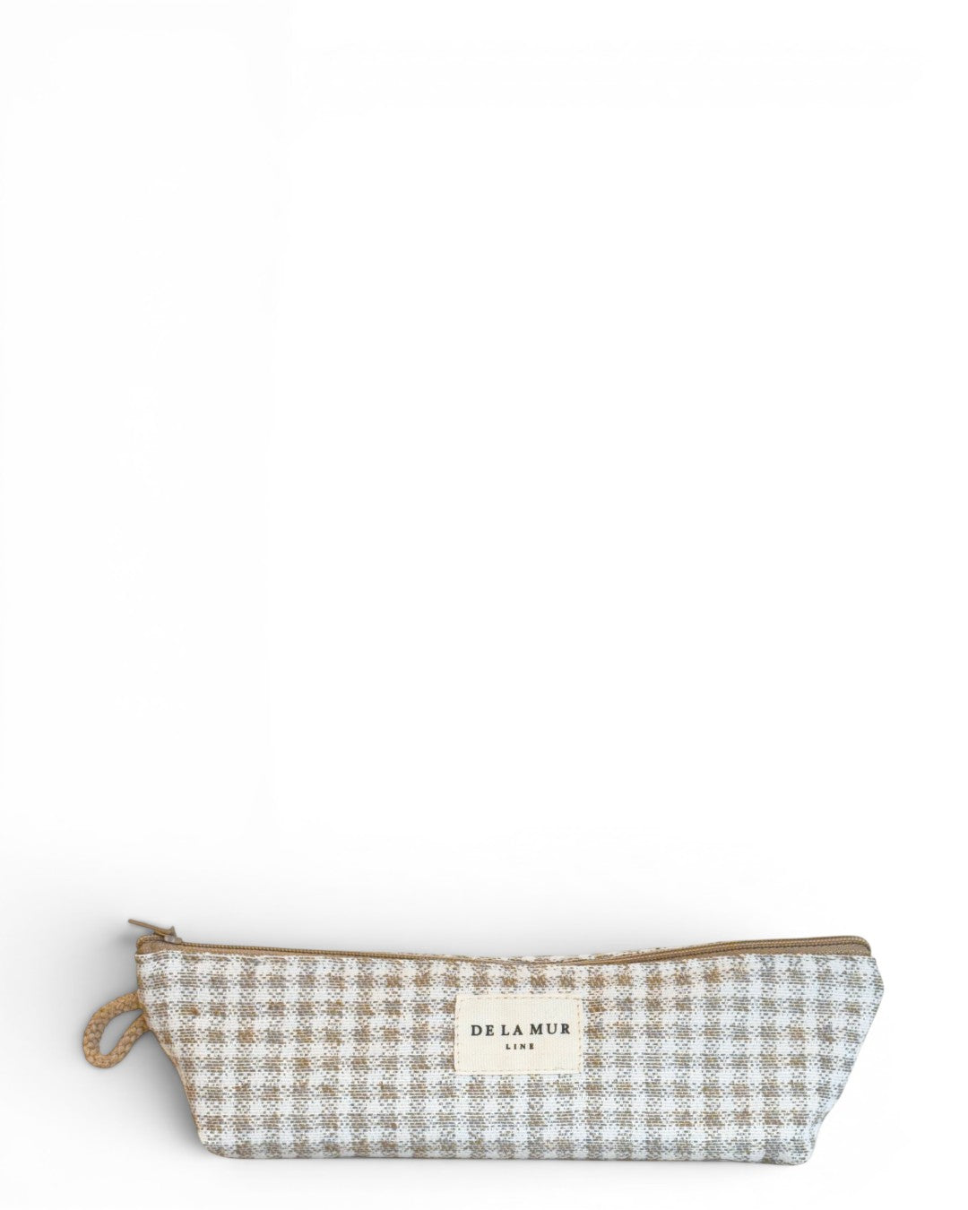 DE LA MUR Vison gingham jacquard pencil case in beige and ecru, front view with side strap