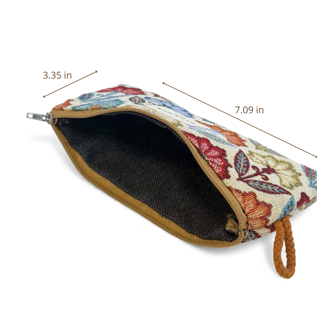 Open DE LA MUR Flora eyewear case with dimensions diagram in inches