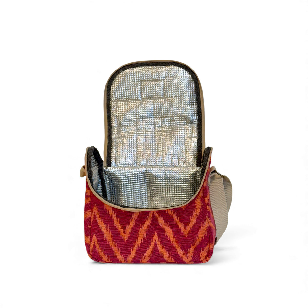 Open DE LA MUR Fuego lunch bag showing the insulated foil thermal lining