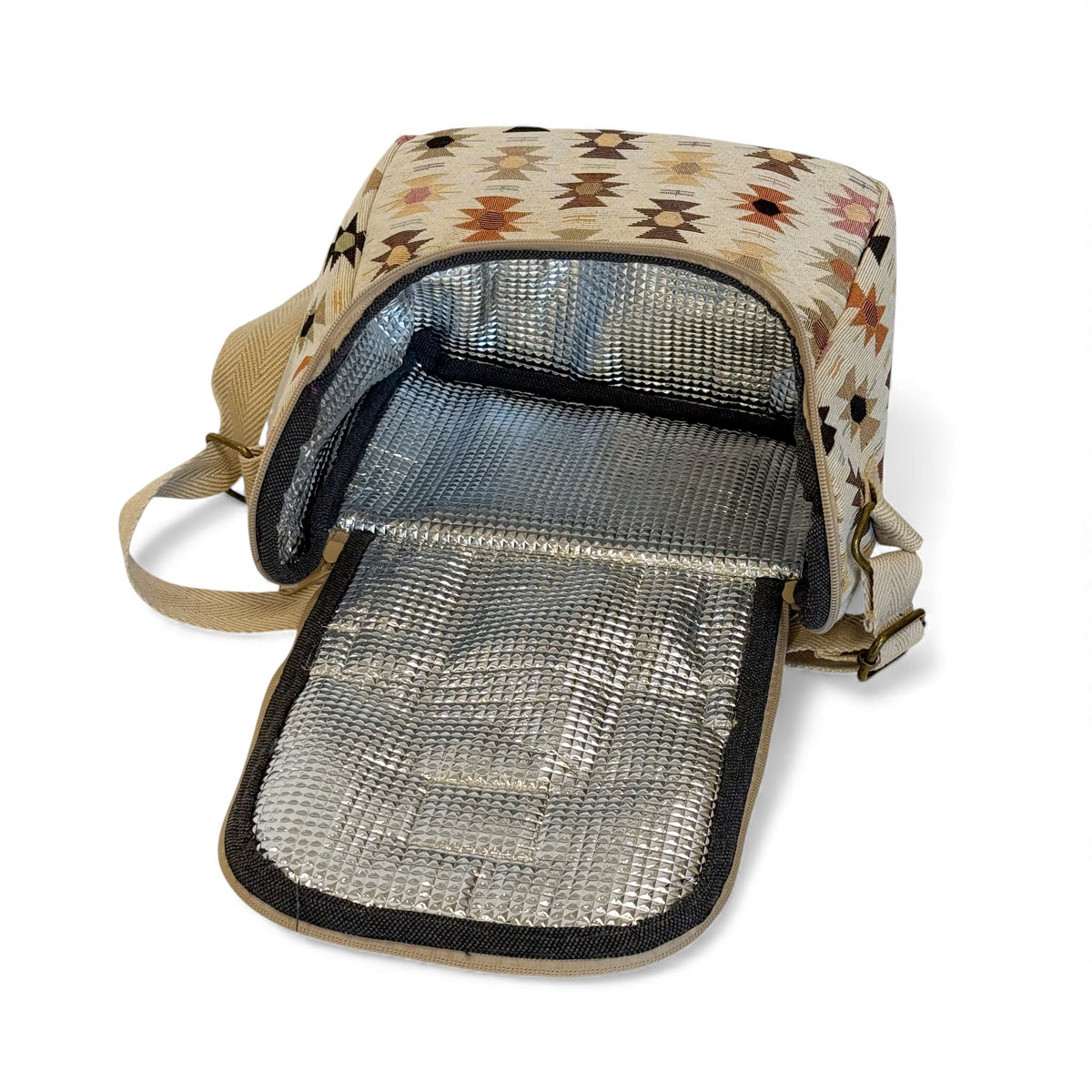 DE LA MUR Royal lunch bag opened flat showing the insulated interior compartment