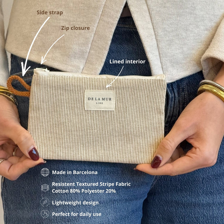 Small Makeup Bag / Coin Purse Foz