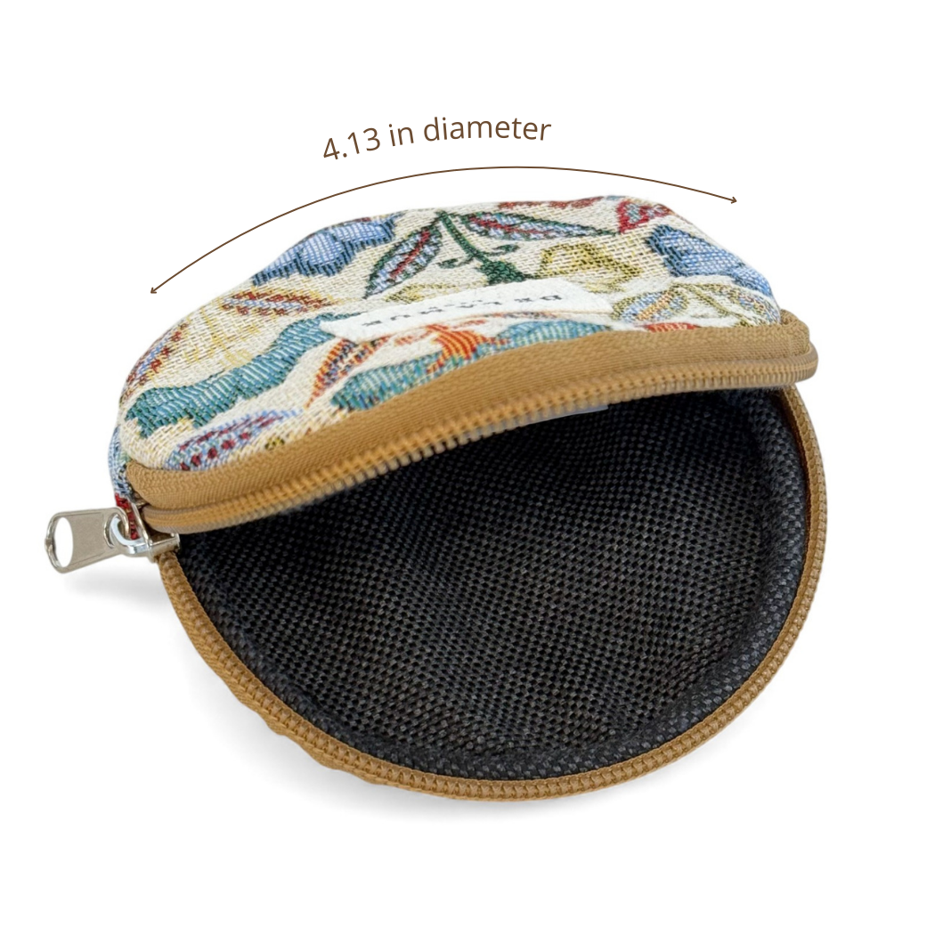DE LA MUR Flora round coin purse dimensions diagram, 4.13 in, lined interior
