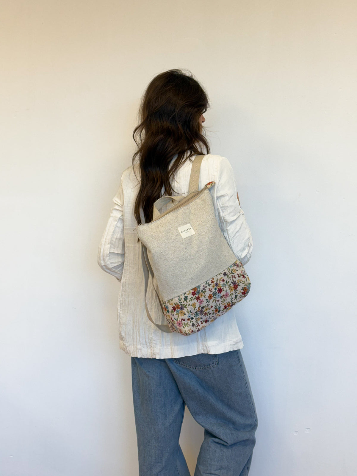 Floral Jacquard Backpack – Beige (Blum)