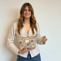 Model with the DE LA MUR Floral Jacquard Large Makeup Bag – Multicolor (Flora)