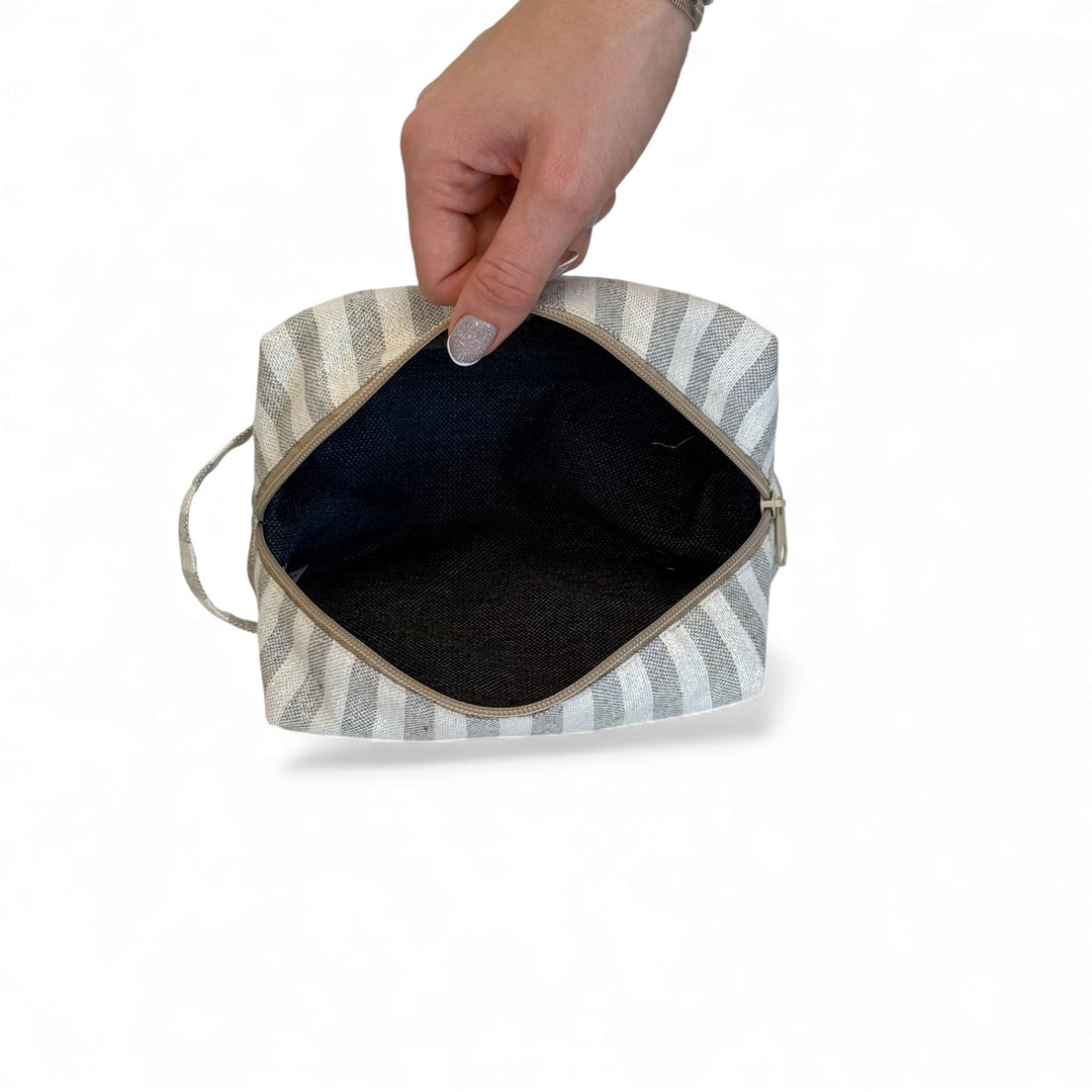 Squared Makeup Bag Lugris