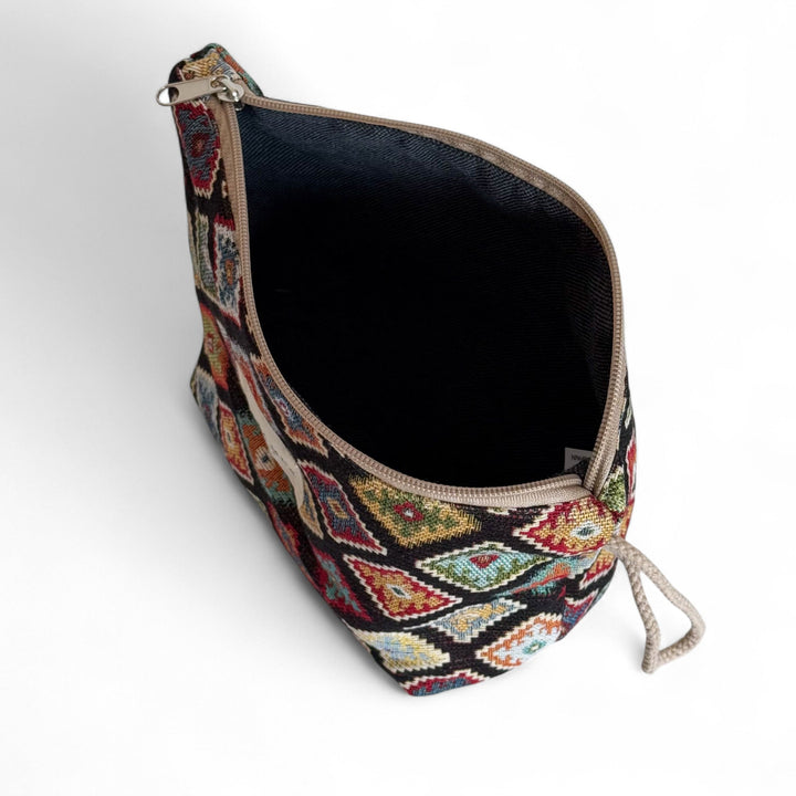 Rejoignez la trousse de toilette