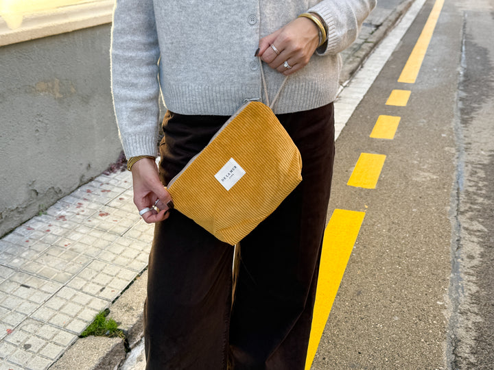 Large Makeup Bag Taz